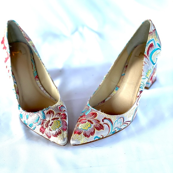 Marc Fisher. Brand New. Size 5M - Picture 4 of 7